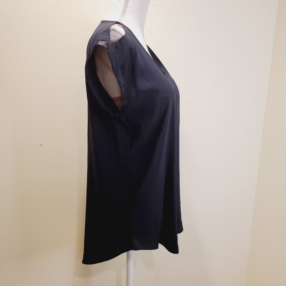 Express black V Neck Cold Shoulder Semi-formal  blouse size M - Picture 7 of 14